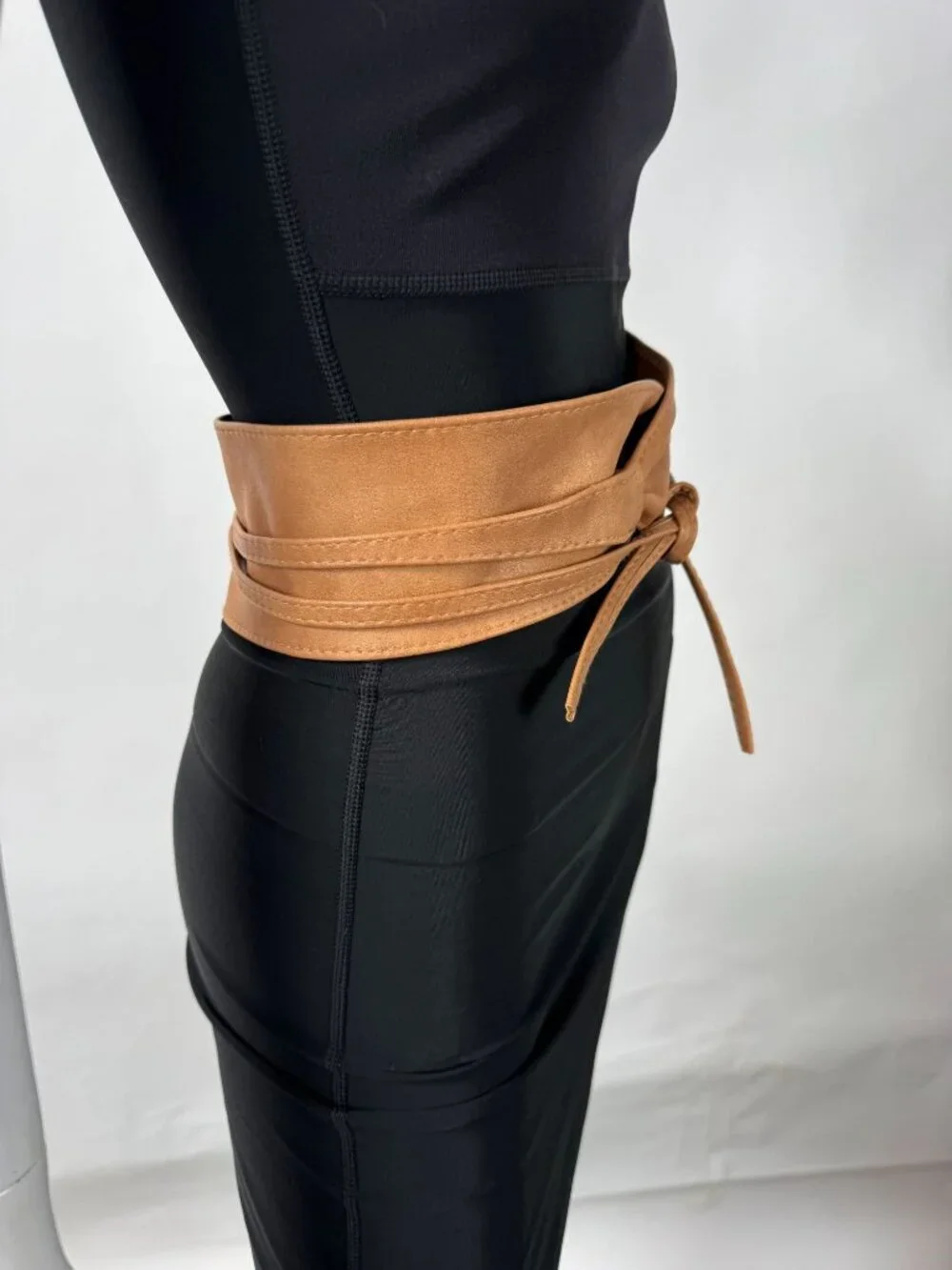 Fashiongen Camel Tan Wide Obi Belt S-M Polyurethane Adjustable Wrap Belt